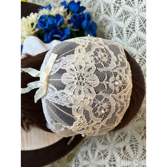 Vintage Bridal White Lace Calot Hat - Picture 6 of 9